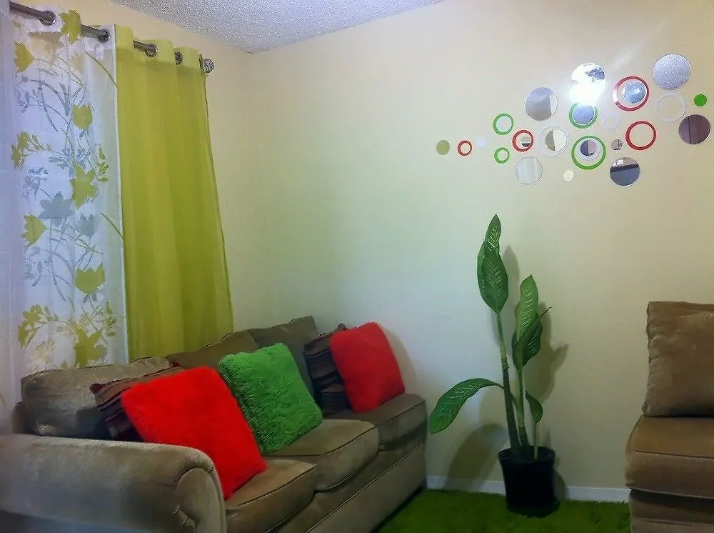 Oakland Guest Apartments Kingston 0*,