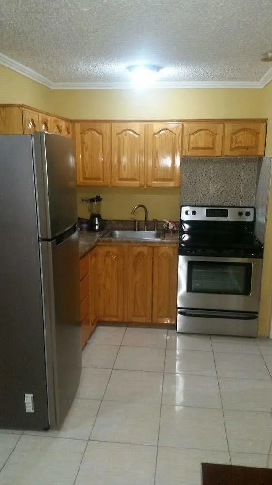 Oakland Guest Apartments Kingston Giamaica